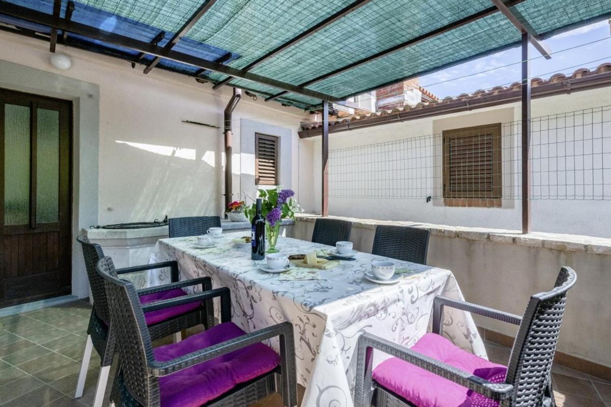 Villa Marina Plomin In Plomin - Haus Fuer 6 Personen Exterior foto