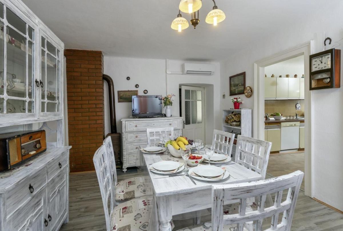Villa Marina Plomin In Plomin - Haus Fuer 6 Personen Exterior foto